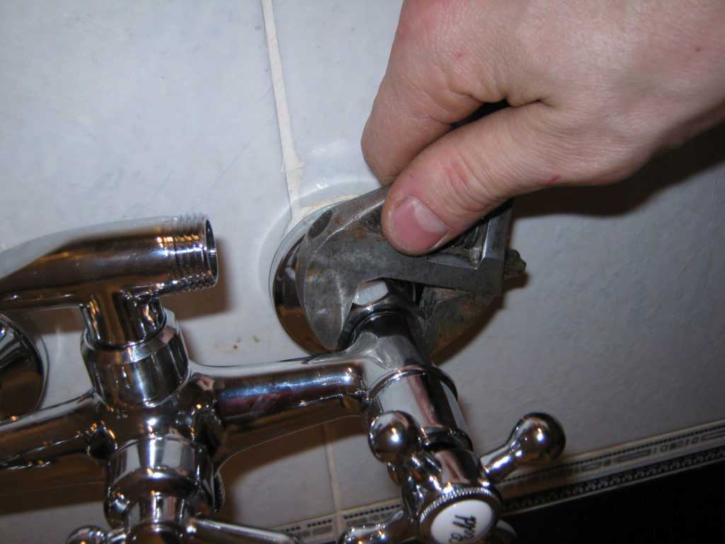 Как заменить смеситель в ванной - все о канализации