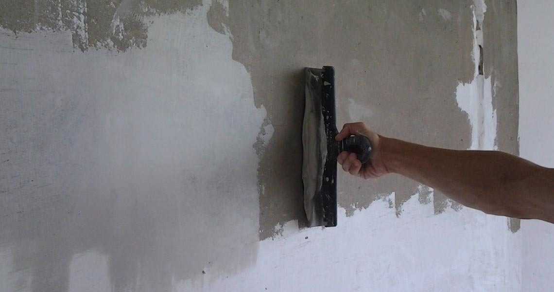 Типичные ошибки новичков при покраске потолка