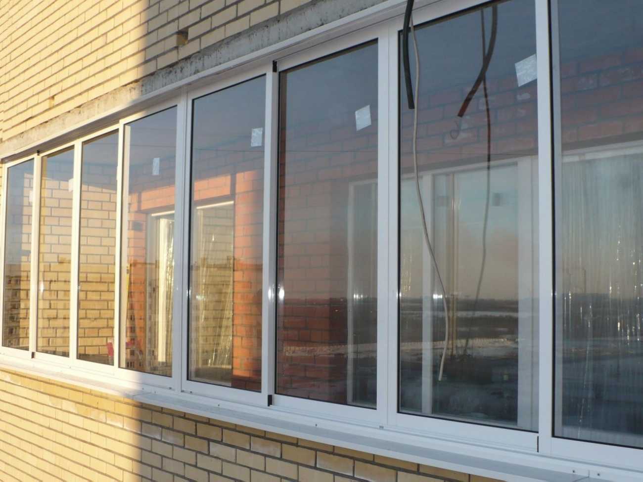 Раздвижные окна, виды и конструкции раздвижных окон, плюсы и минусы раздвижных окон