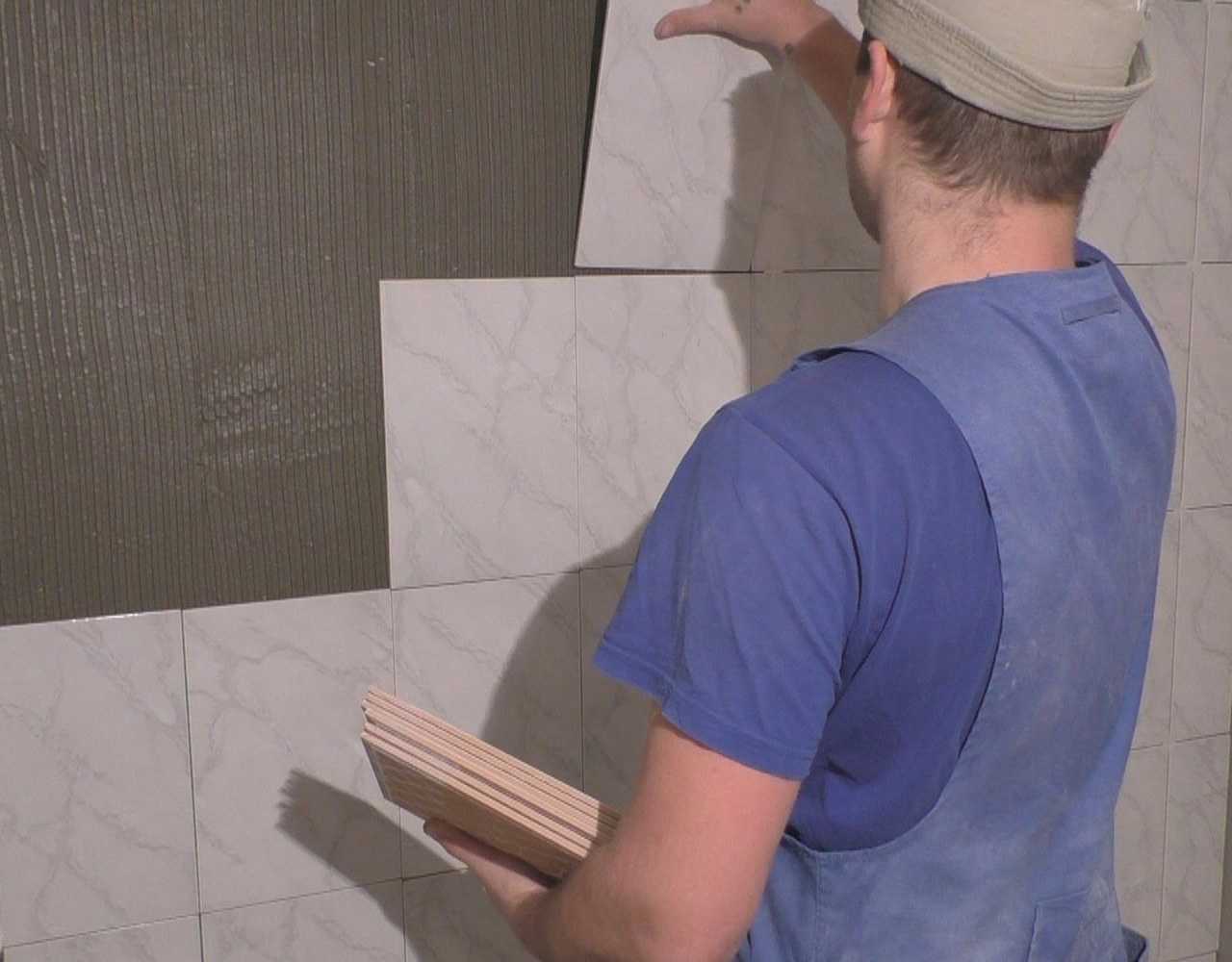 Облицовка керамической плиткой: технология отделки стен кафелем (видео)