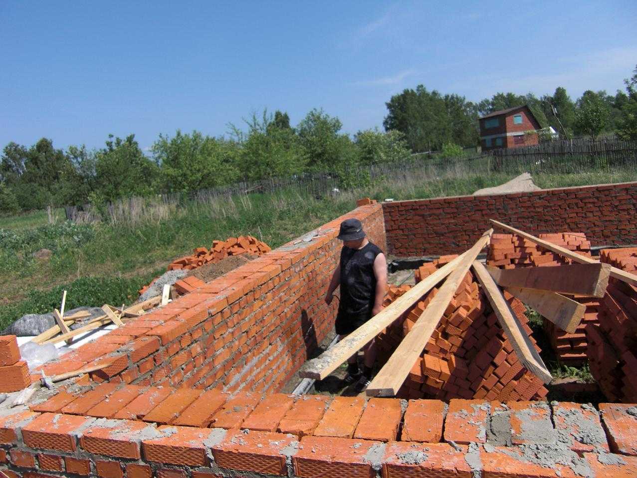 Строительство жилых домов в россии: практика и особенности законодательства