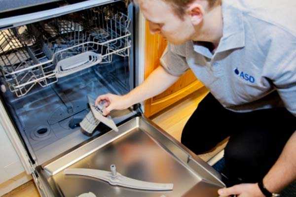 Почему не поступает вода в посудомоечную машину и что с этим делать?