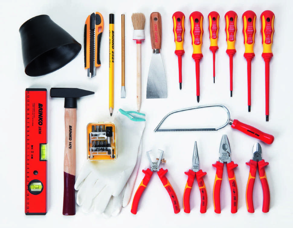 Набор инструментов (52 фото): как выбрать профессиональный комплект инструментов в чемодане для дома? особенности больших универсальных наборов в кейсе и других комплектов
