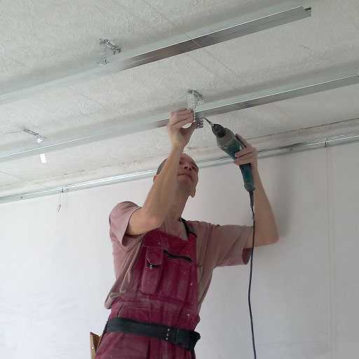 Как сделать ремонт потолка своими руками – варианты и последовательность отделки