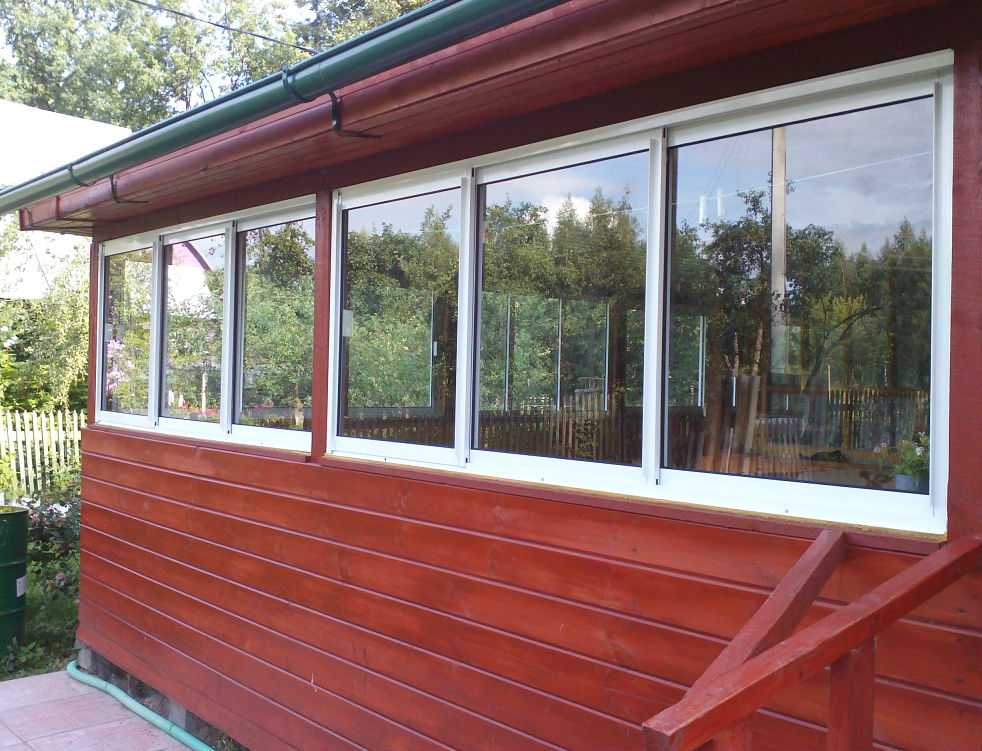 Мягкое остекление веранды и беседок: окна из пвх рулонные для террас, цены в москве, фото