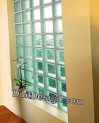 Использование стеклоблоков для внутренних и наружных стен: применение вставок