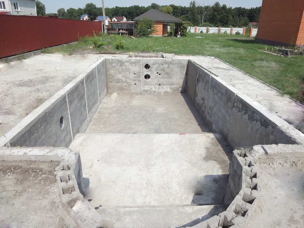 Как сделать бассейн из бетона своими руками и что для этого нужно?
