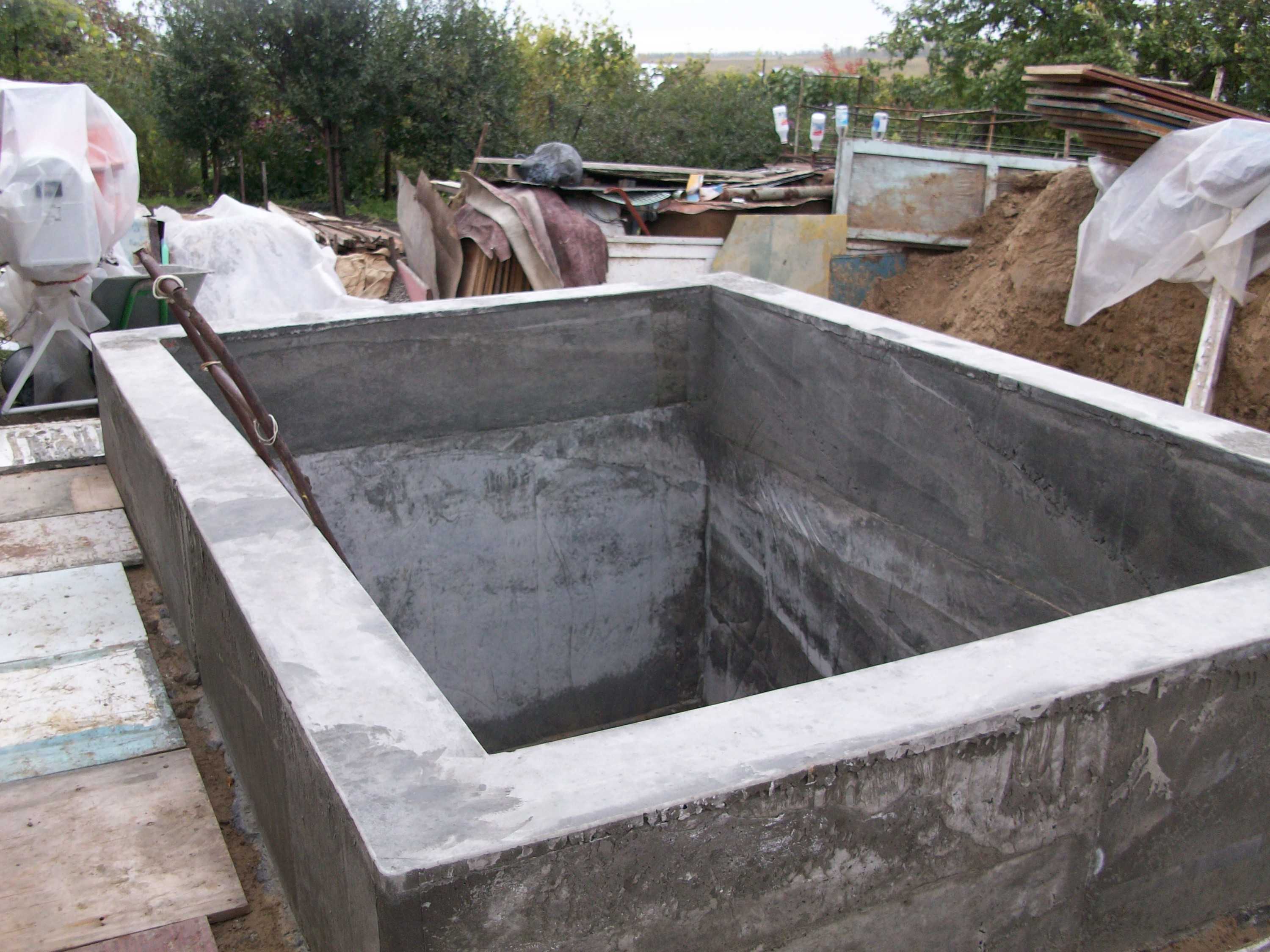 Как сделать бассейн из бетона своими руками и что для этого нужно?
