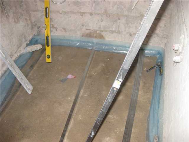 Выравнивание стен в ванной под плитку