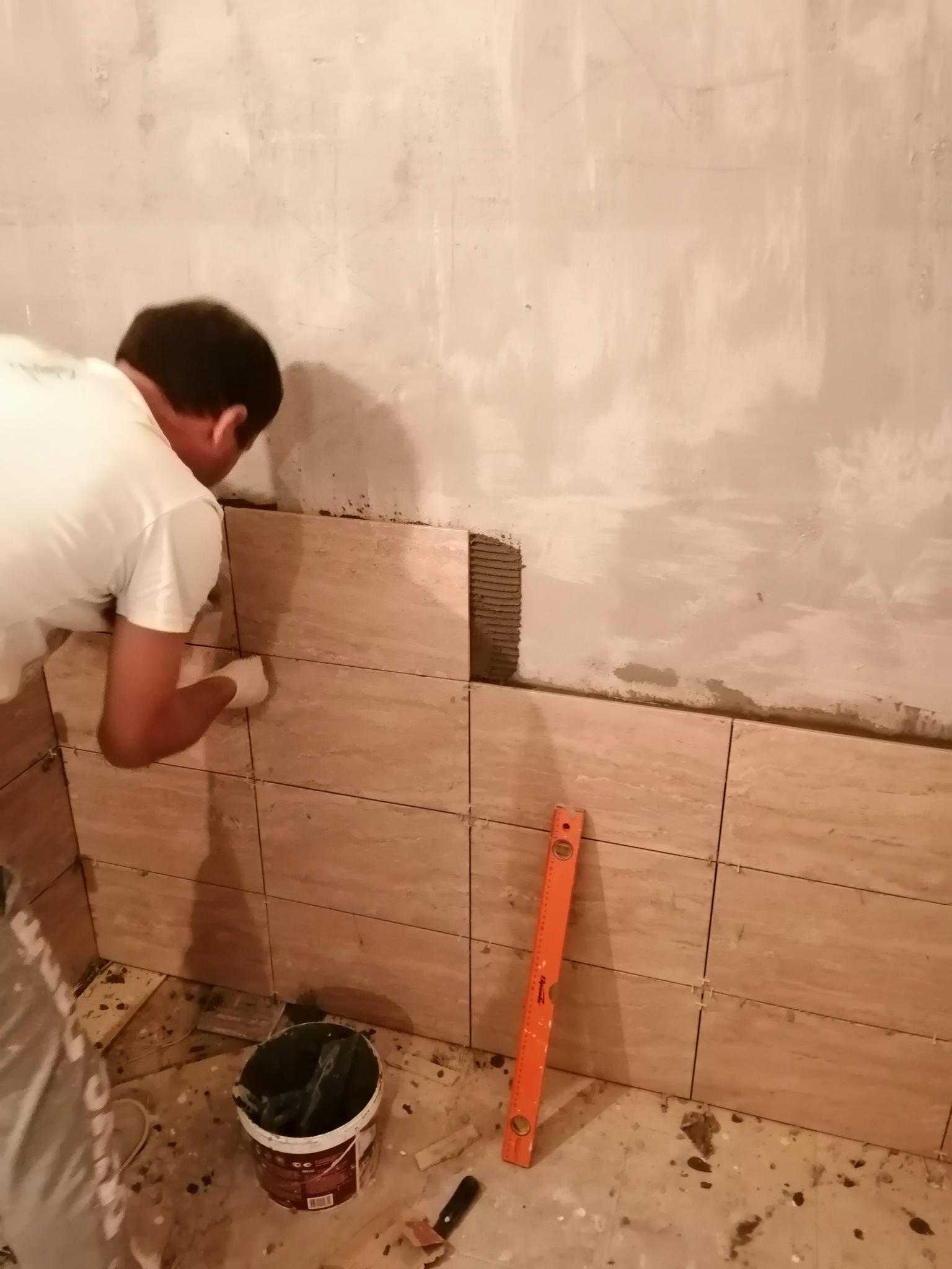 Выравнивание стен в ванной комнате: популярные методы