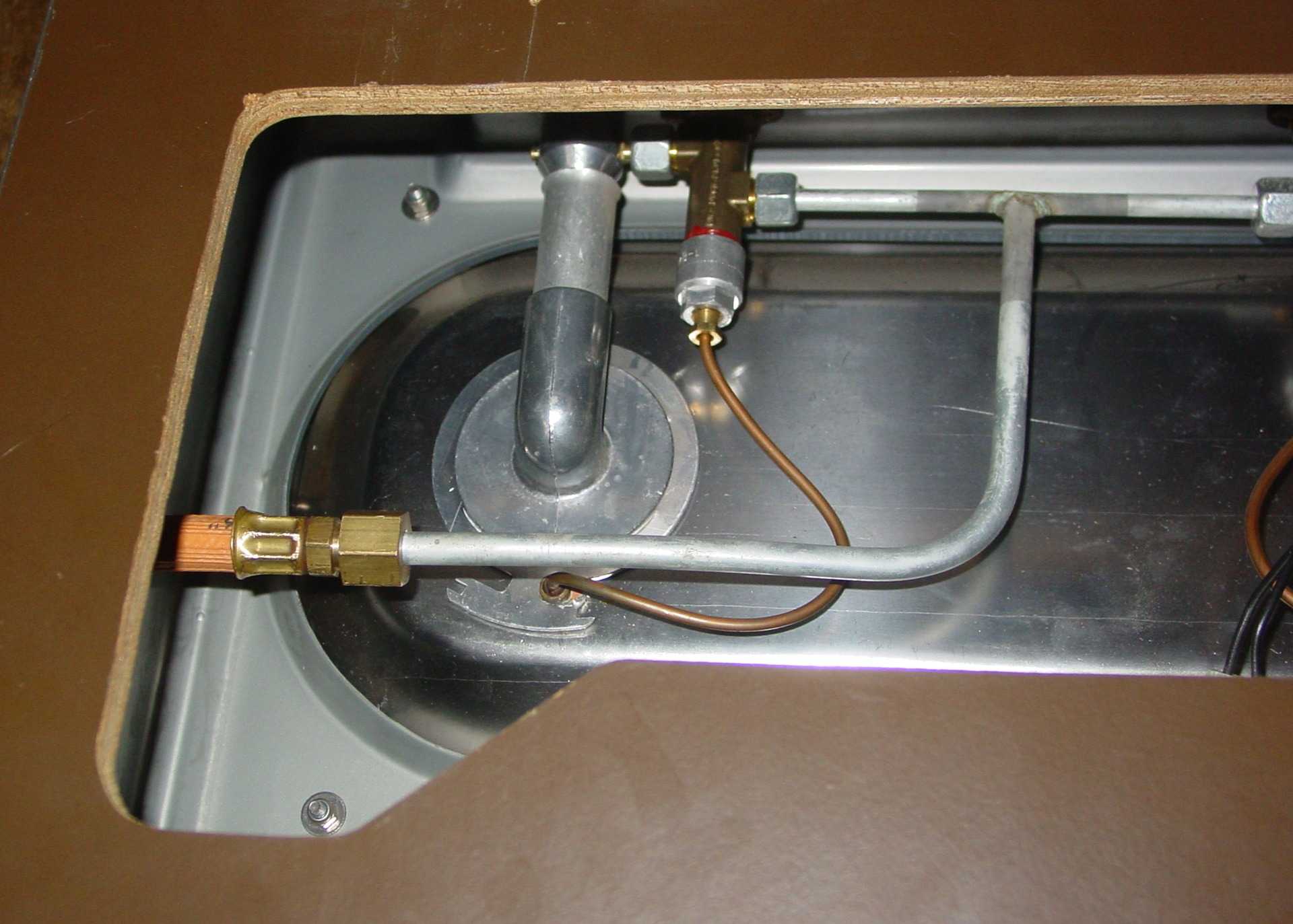 Подключение газовой плиты своими руками: инструкция по монтажу