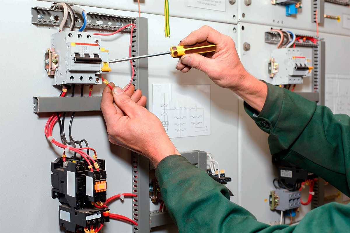Замена электропроводки в квартире, когда необходим ремонт проводки и порядок его выполнения