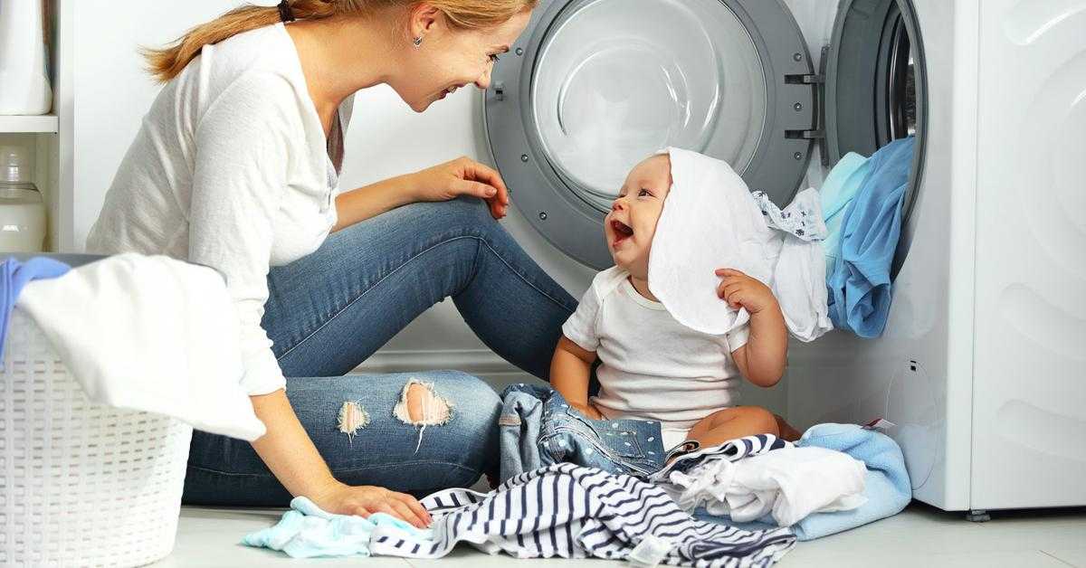 Детские вещи для новорожденных: как стирать и какими средствами