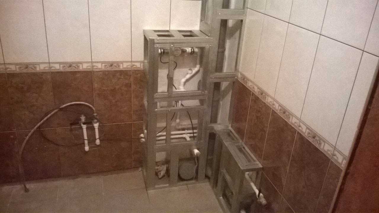 Способы маскировки труб под плитку в ванной комнате