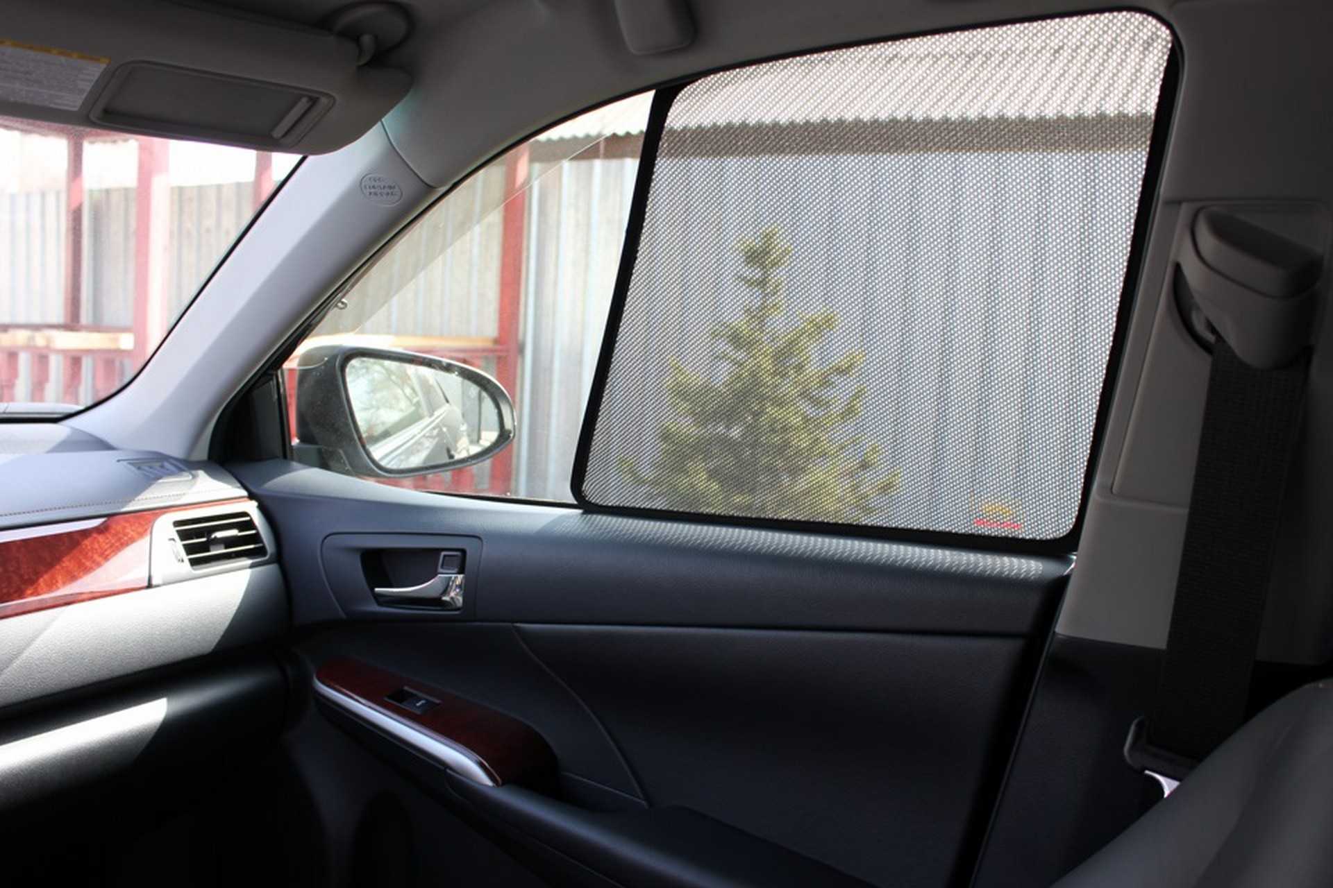 Солнцезащитные экраны на стекла. Шторки тонировка Трокот на BMW x5. Шторки Трокот Аутлендер 3 2020. Golf 7 солнцезащитные шторки.